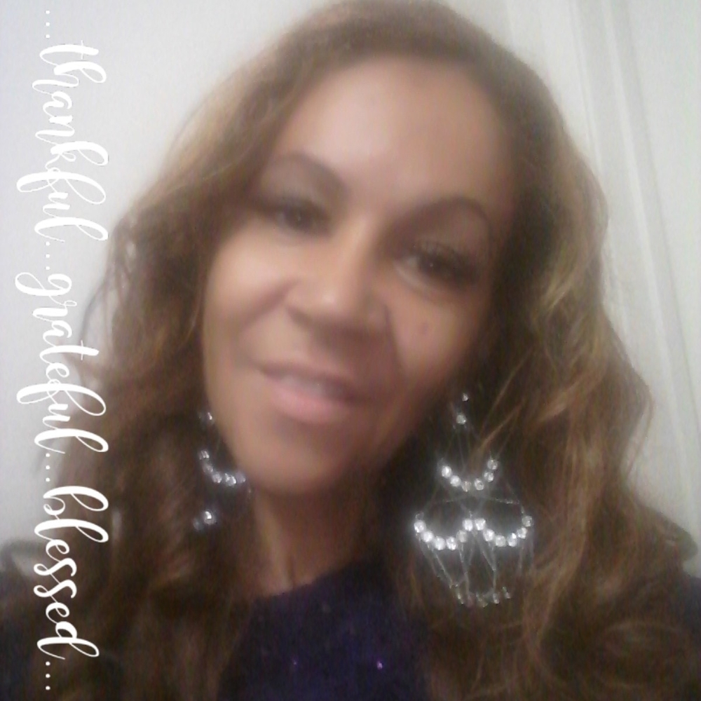 Meet your Posher, Toya